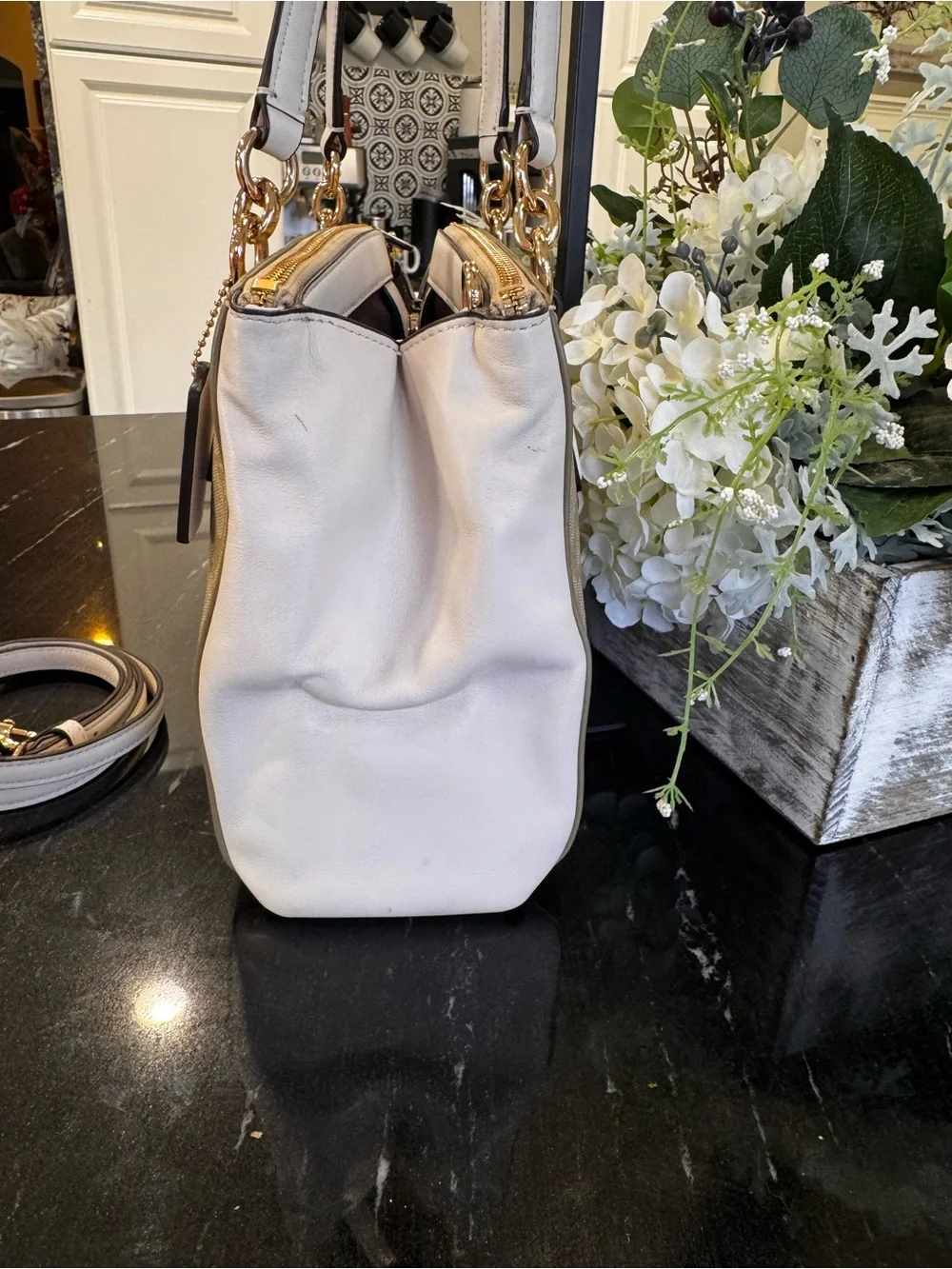 🤎Coach Christie Carryall Khaki Chalk Satchel Crossbody
